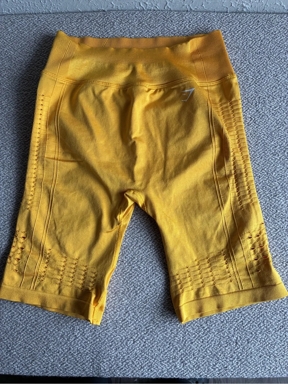 Gymshark Seamless Biker Shorts Women M .Mustard Yellow High Waisted Activewear.